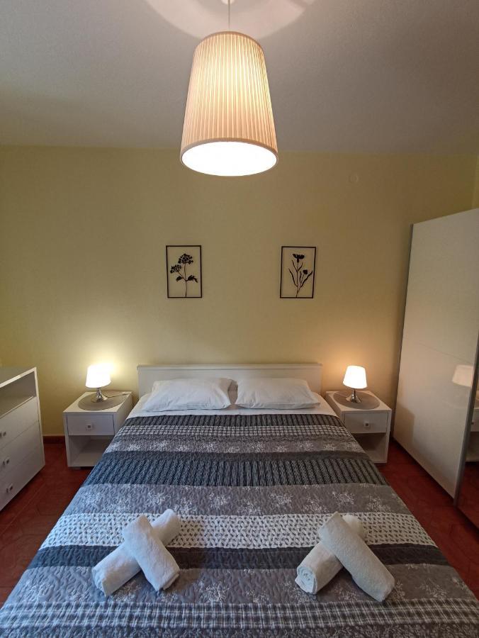 Apartment 70 M From The Beach Podgora Exterior foto